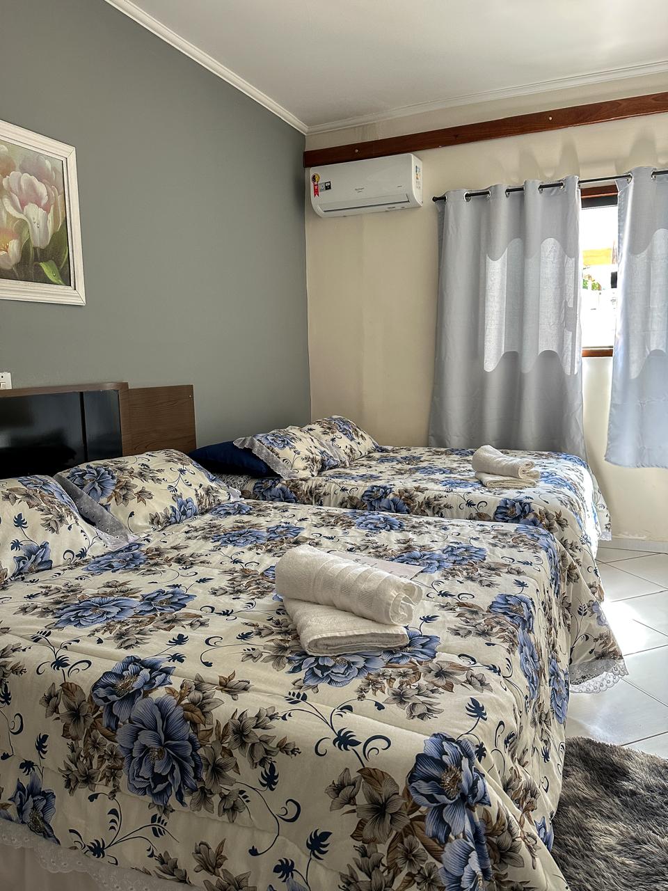 Quarto casal com varanda